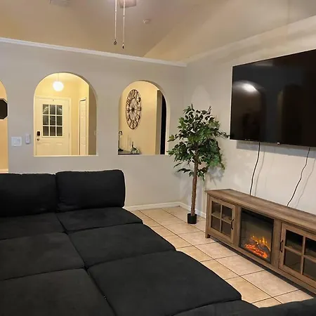 Modern Cozy 5 Beds Private Getaway! Vila